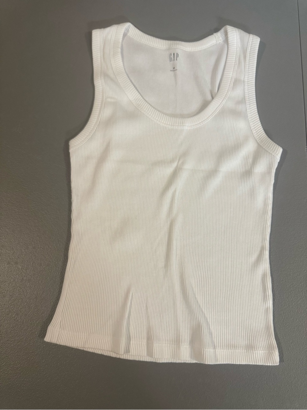 GAP White Ribbed Tank Top - Women's Sleeveless Tee